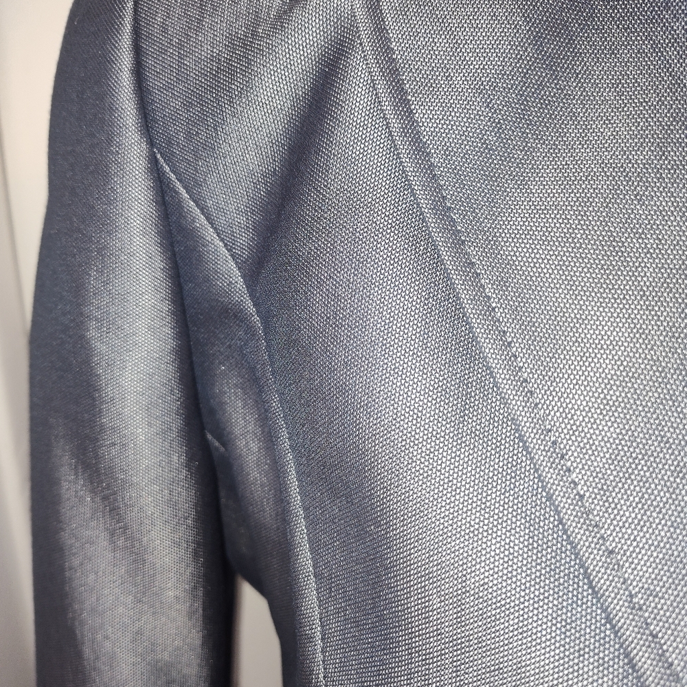 Blazer - Picture 3 of 4